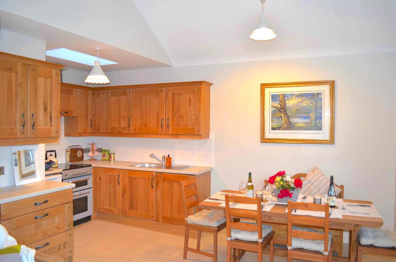 Galway Coast Cottagesバーナ エクステリア 写真