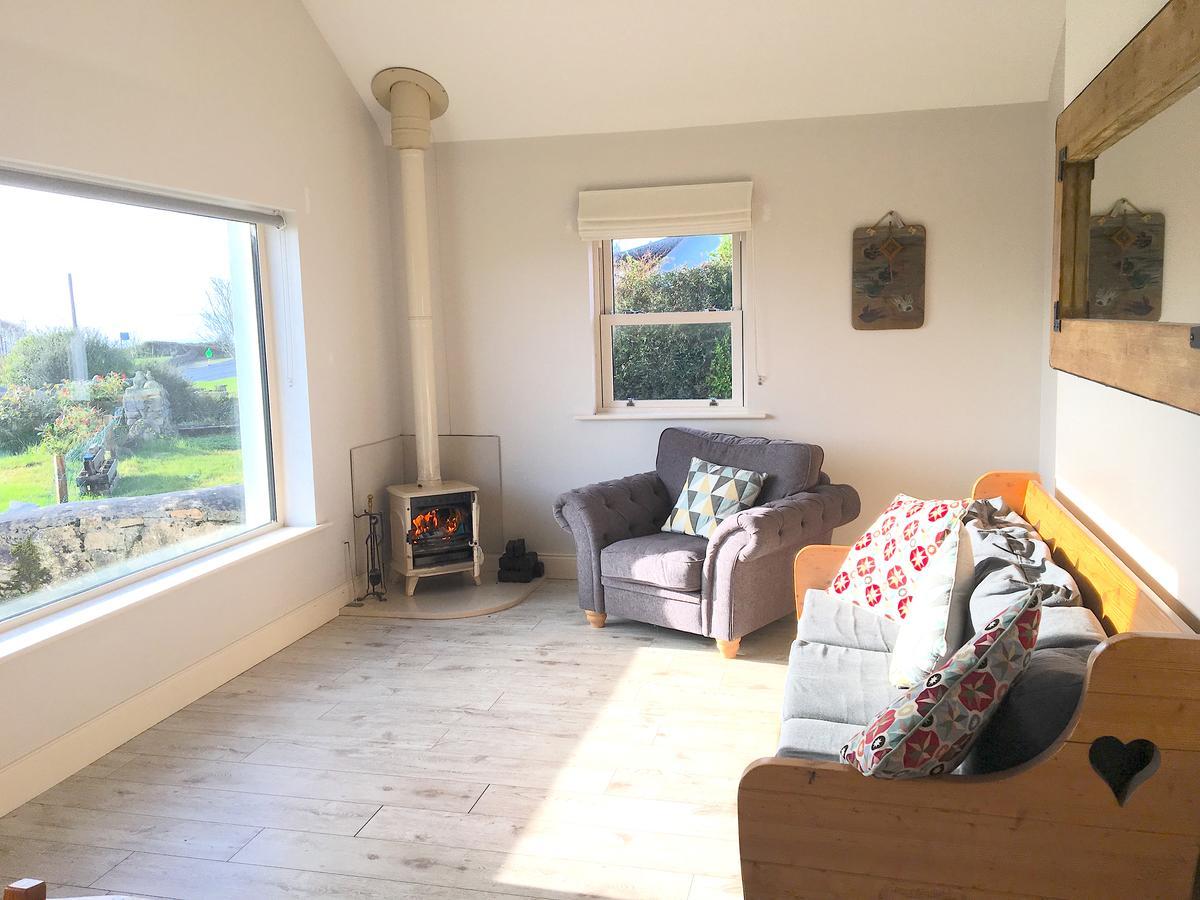 Galway Coast Cottagesバーナ エクステリア 写真
